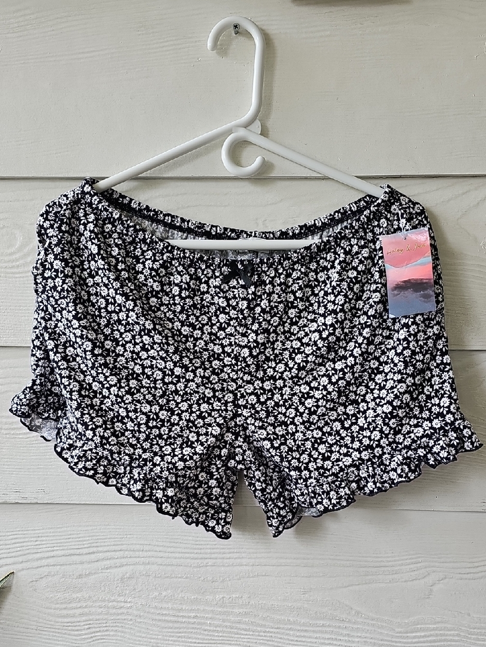 Haley & June Black and White Floral Ruffle Shorts - Tag Shown